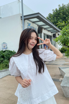 美女露b